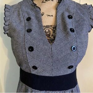 Bebop Large black and gray herringbone dress